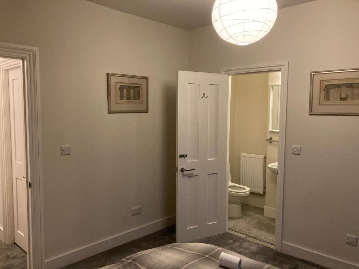 The Dimmer 2 Bedroom Apartment Лондон Экстерьер фото